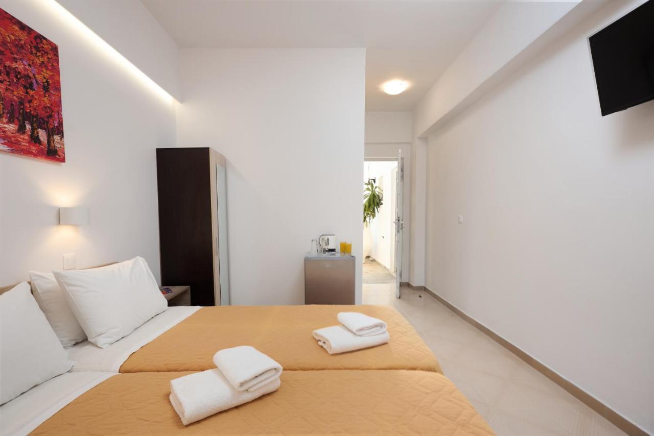 Afroditi Hotel Плакіас Екстер'єр фото