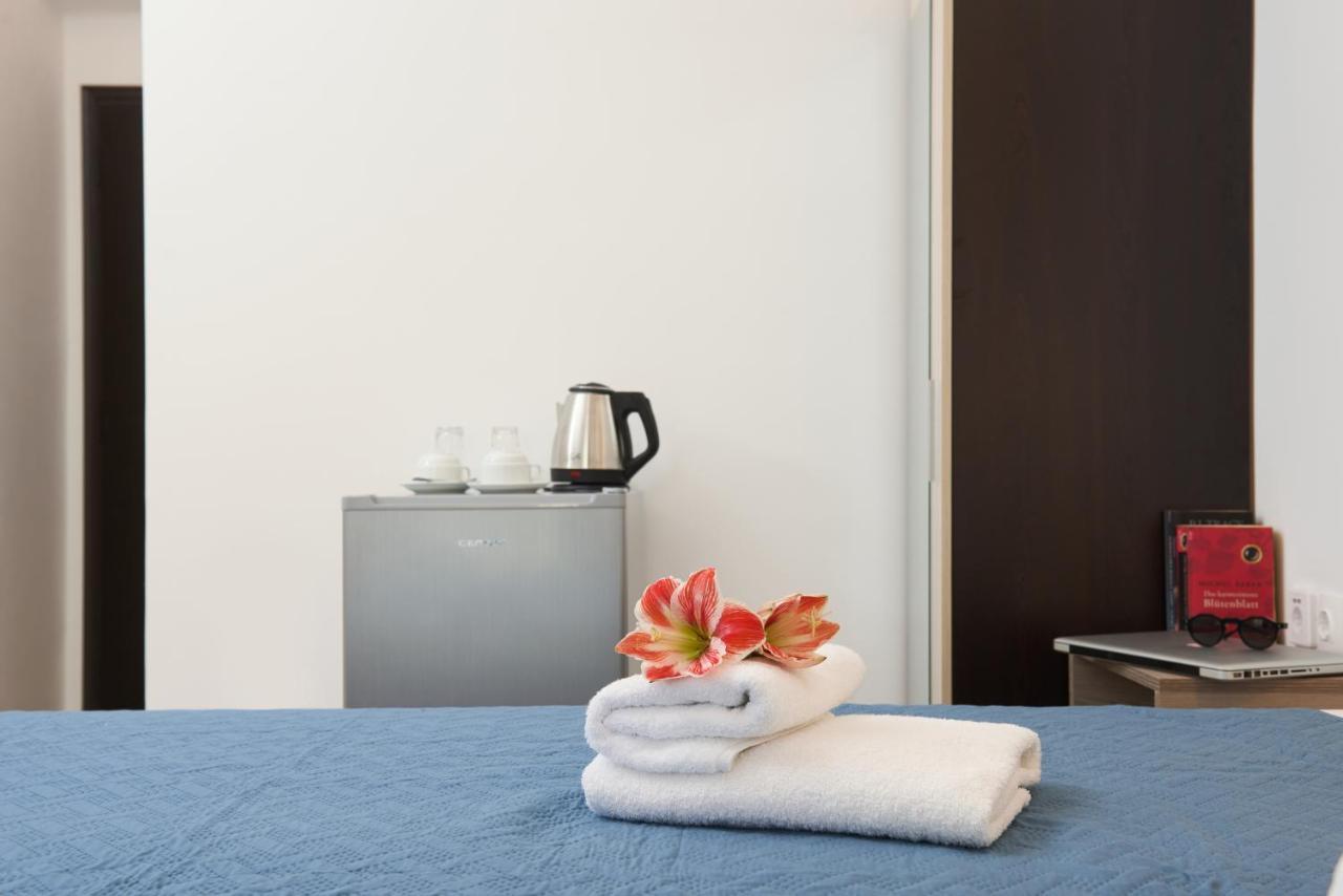 Afroditi Hotel Плакіас Екстер'єр фото