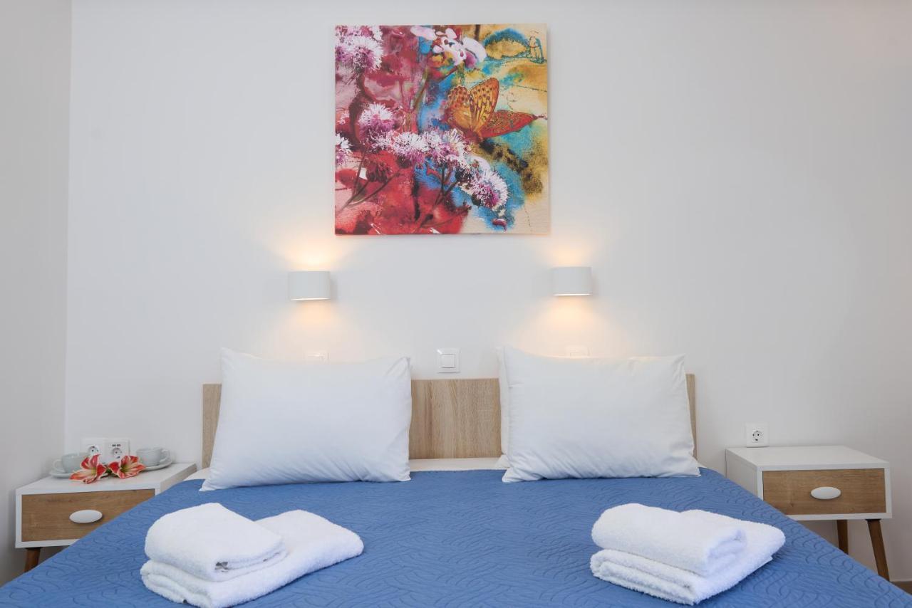 Afroditi Hotel Плакіас Екстер'єр фото