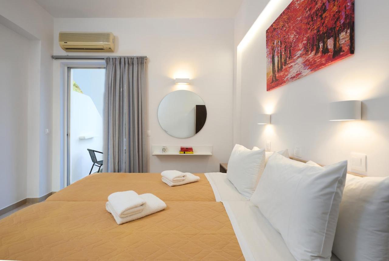 Afroditi Hotel Плакіас Екстер'єр фото