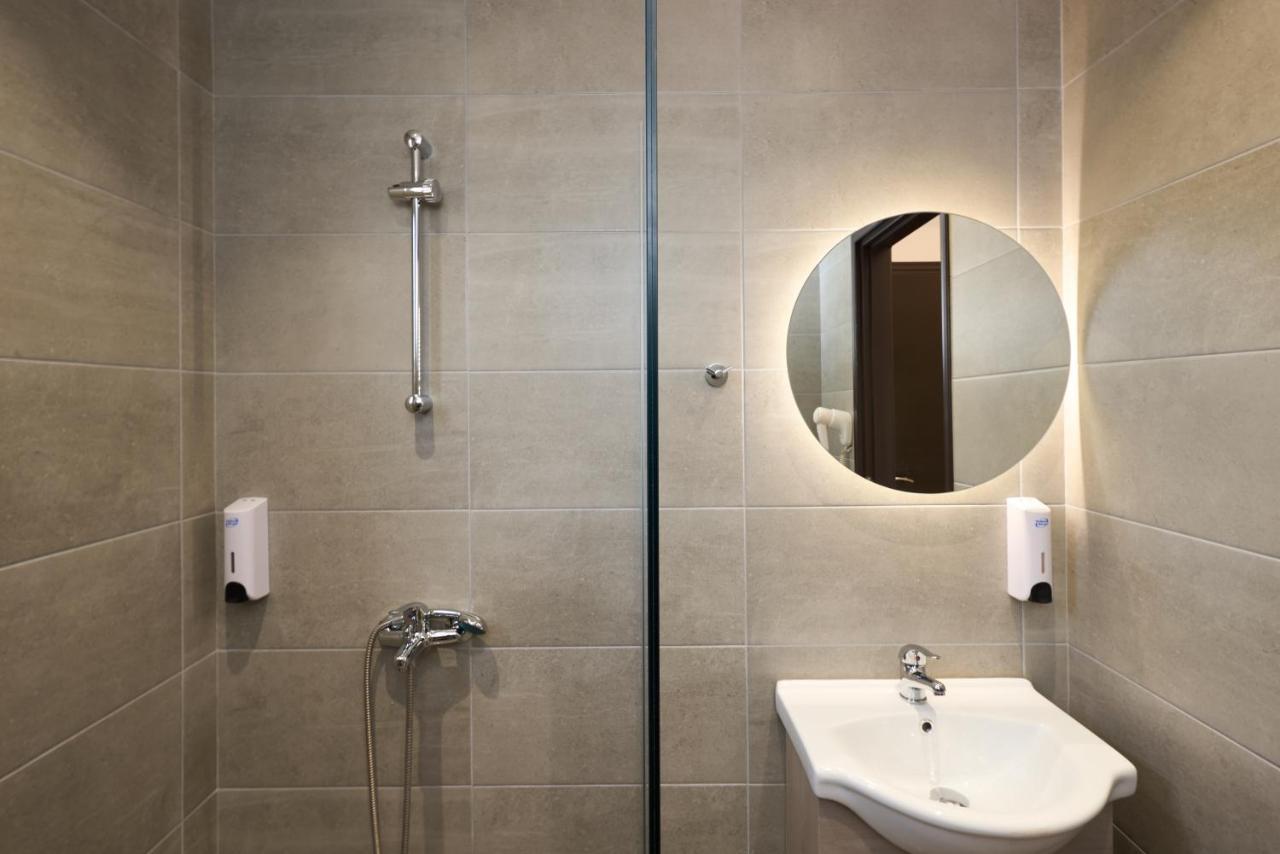Afroditi Hotel Плакіас Екстер'єр фото